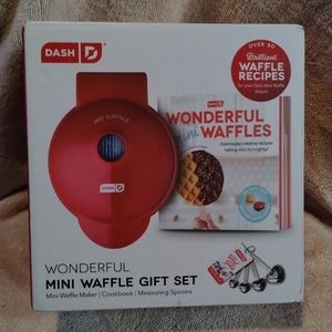 Dash Mini Waffle Maker